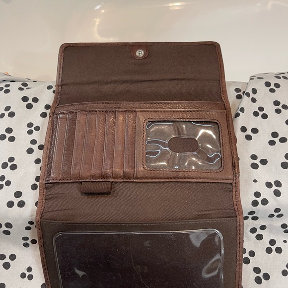 EUC Fossil distressed leather handbag - Picture 10 of 14